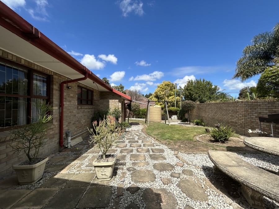 4 Bedroom Property for Sale in Boskloof Eastern Cape
